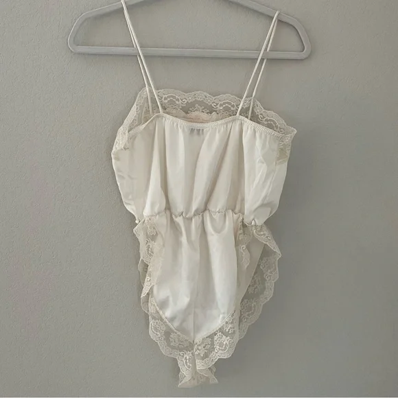 Vintage Gilead Satin Lace Romper Nightie Small Made in USA - Picture 6 of 8